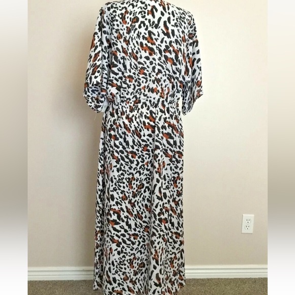 Time and Tru Animal print kimono - Picture 2 of 10